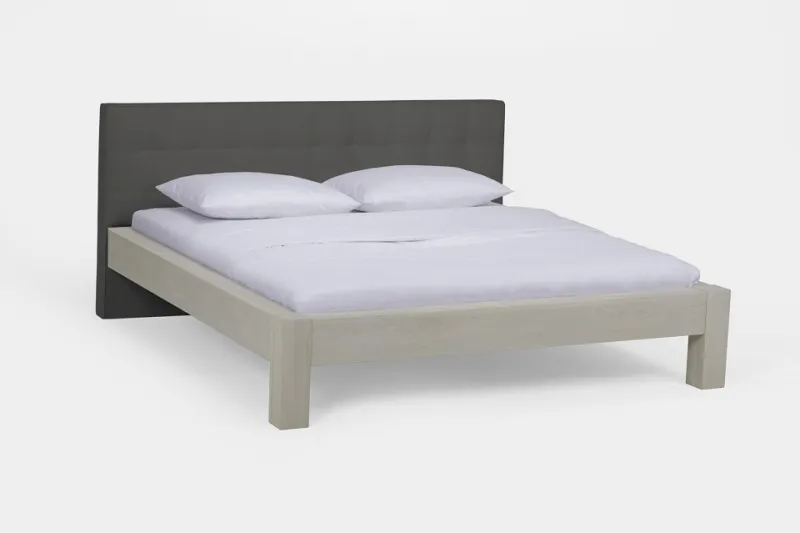 Holzbett massiv Lotus | Wildeiche weiß geölt | 180x220 | Kopfteil 2