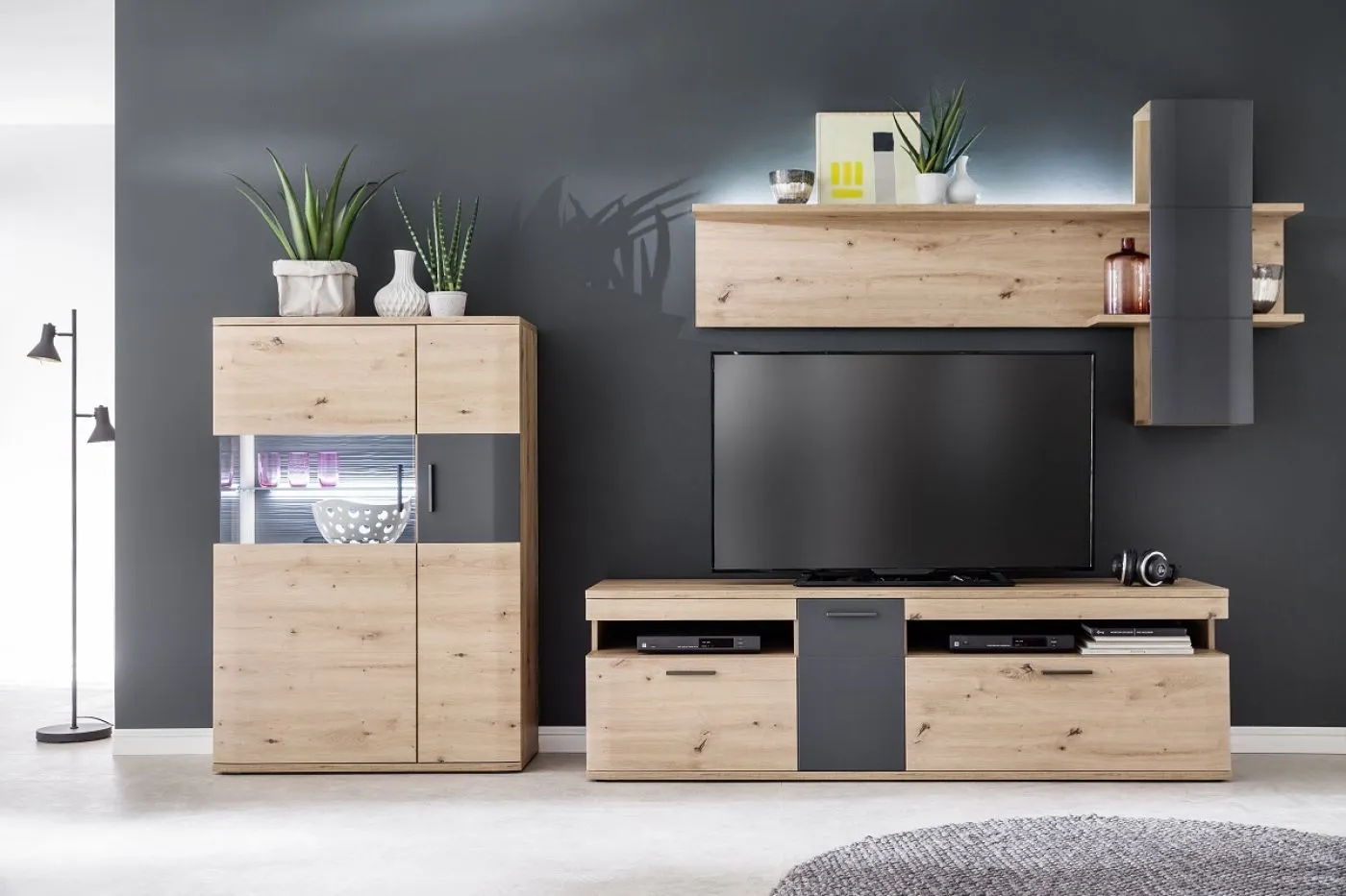 Highboard Cortona 2 | Balkeneiche / anthrazit | mit 1er Set LED Rückwandbeleuchtung 45 cm