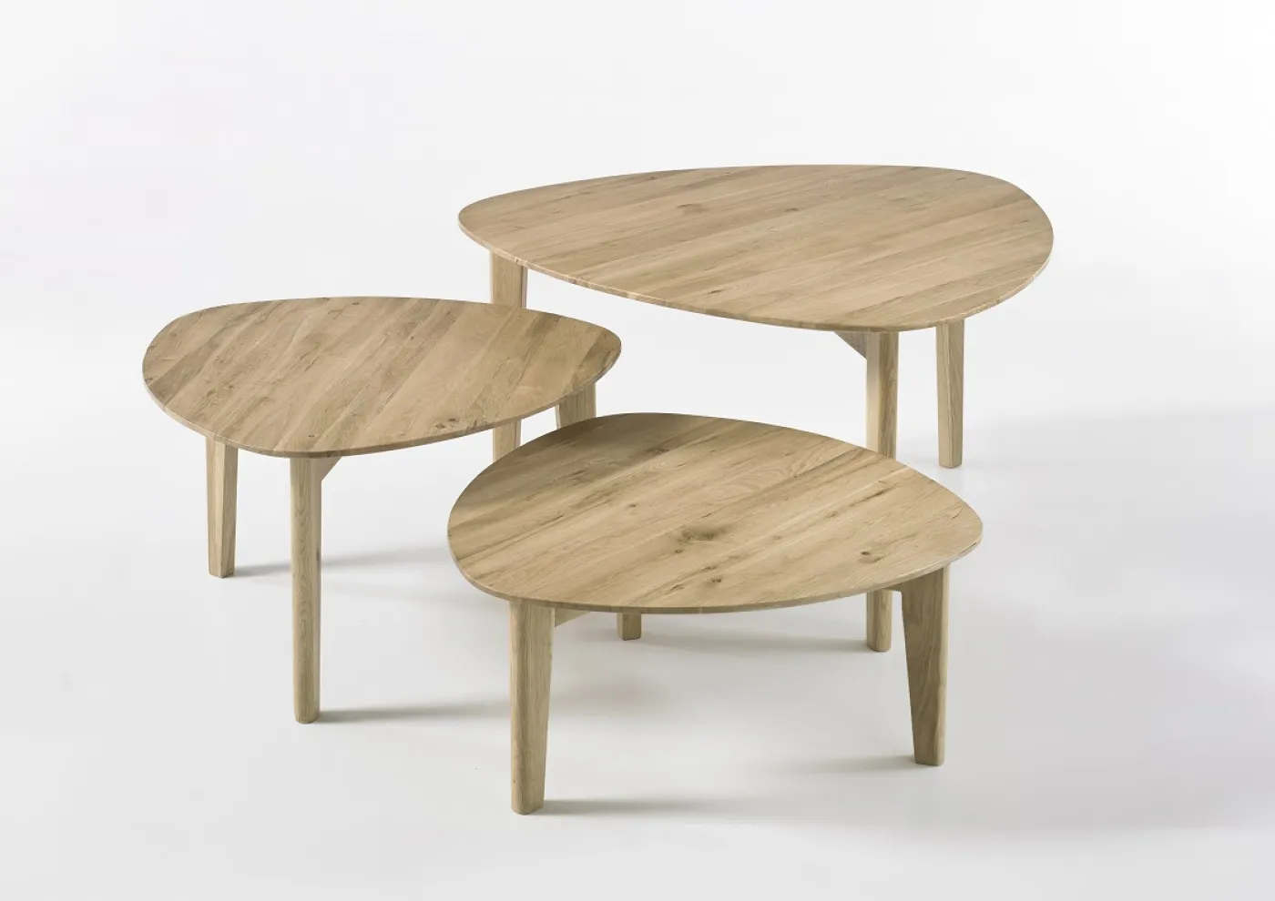 Couchtisch Set Camilla | 3-teilig | 60/60/80 | Asteiche massiv | Eichefarben