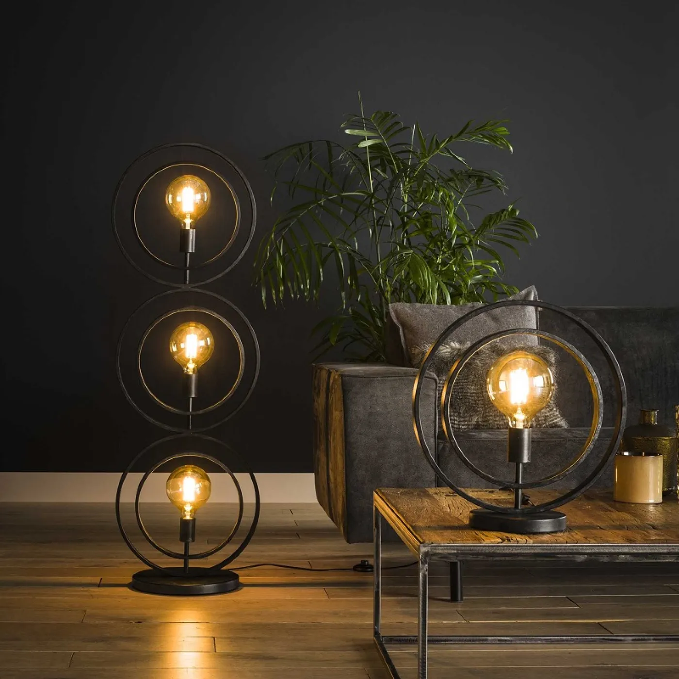 Tischleuchte Vejin | Metallringe | Charcoal grau