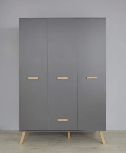 Kleiderschrank Mats | grau matt / Buche massiv | 3-türig | skandinavisch